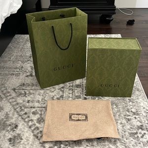 GUCCI Box, Shopping Bag, & Dustbag